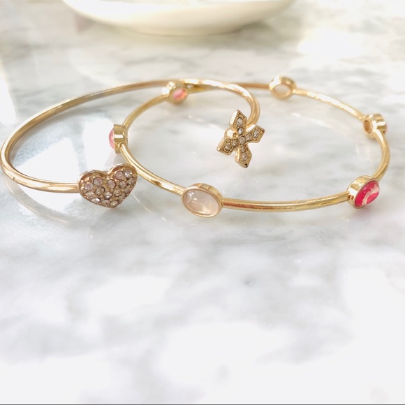 Fashionista21 Jewelry - New Gold Tone Crystal Bracelets